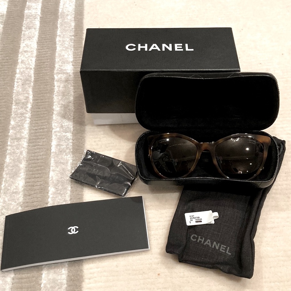 Chanel beaded arm sunglasses NEW